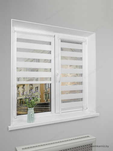 Рулонная штора LmDecor День-Ночь «Визави 03» Белая UNI 2 в алюминиевом коробе с направляющими фото 4