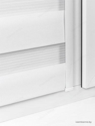 Рулонная штора LmDecor День-Ночь «Визави 03» Белая UNI 2 в алюминиевом коробе с направляющими фото 7