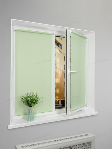 Рулонная штора LmDecor «Лайт 08» мятная (индивидуальный размер)